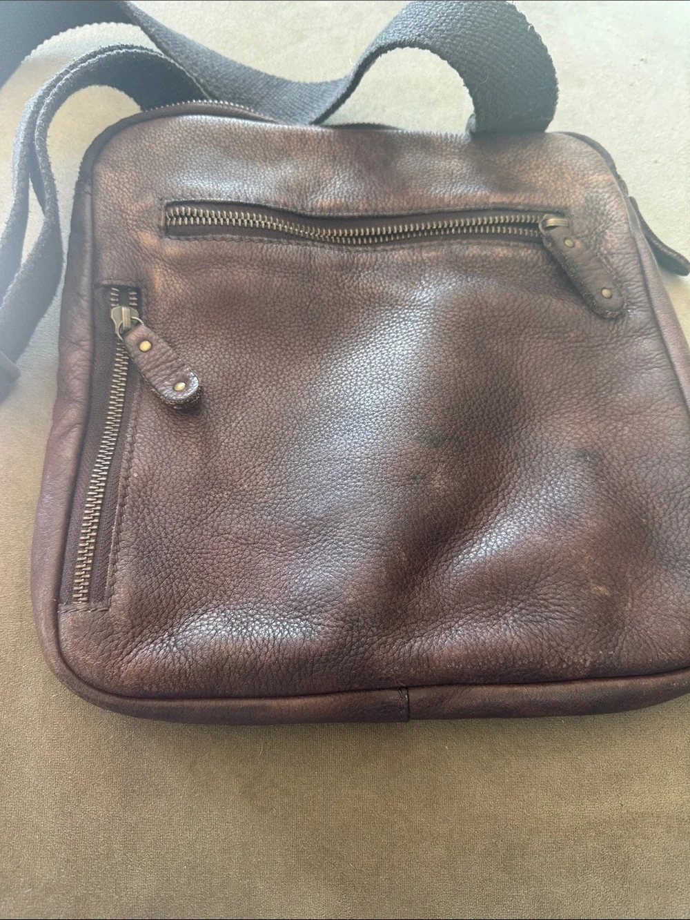 Leather Crossbody Messenger Bag - Brown SCULLY